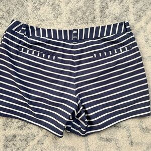 nike yoga gingham shorts